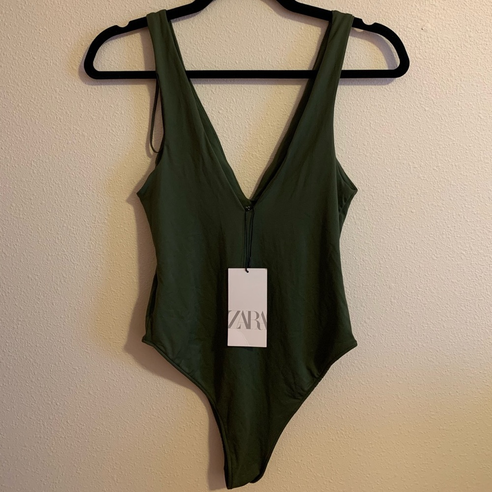 SOLD- NWT Zara Olive Deep V Bodysuit Medium - Picture 2 of 3